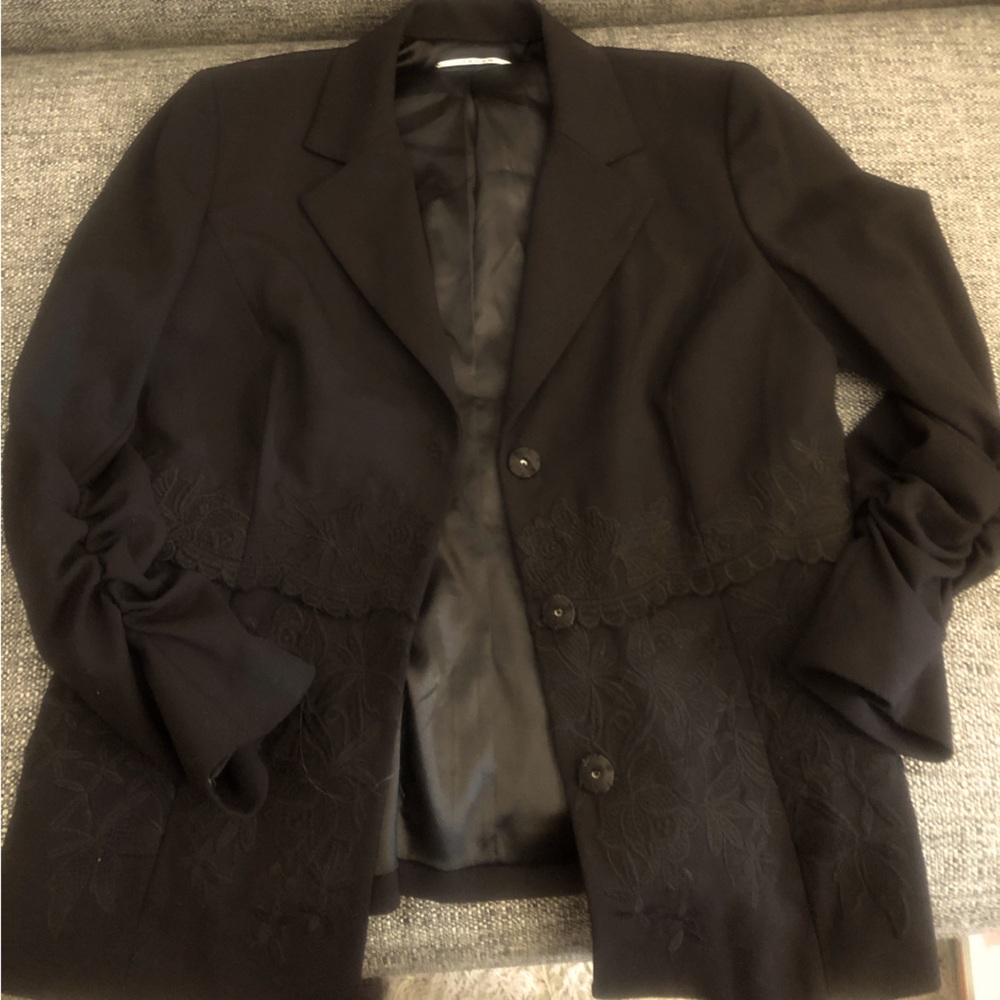 Romantic Elegance - image 1